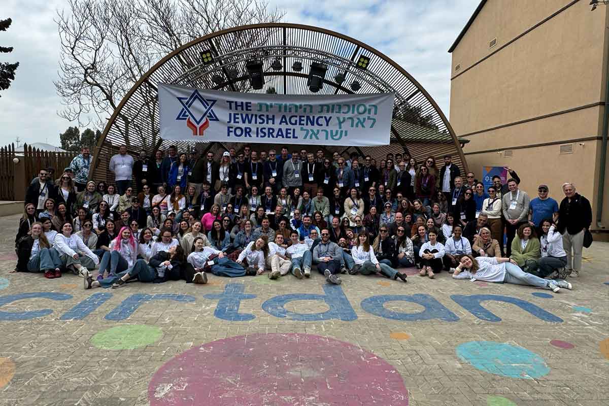 Group with the camp counselors 