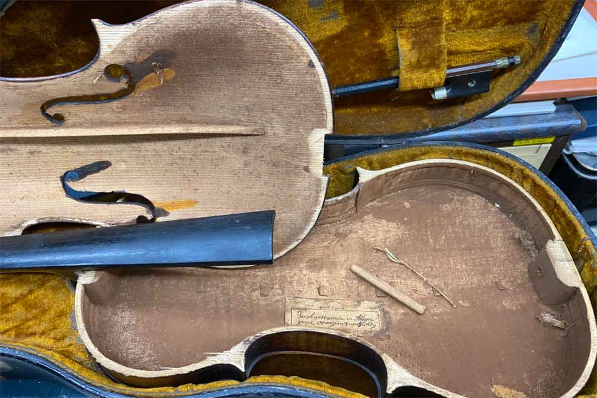 Violins of Hope