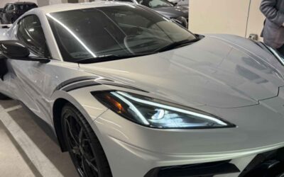 Larry Mizel’s Corvette draws crowd to MEN’S EVENT