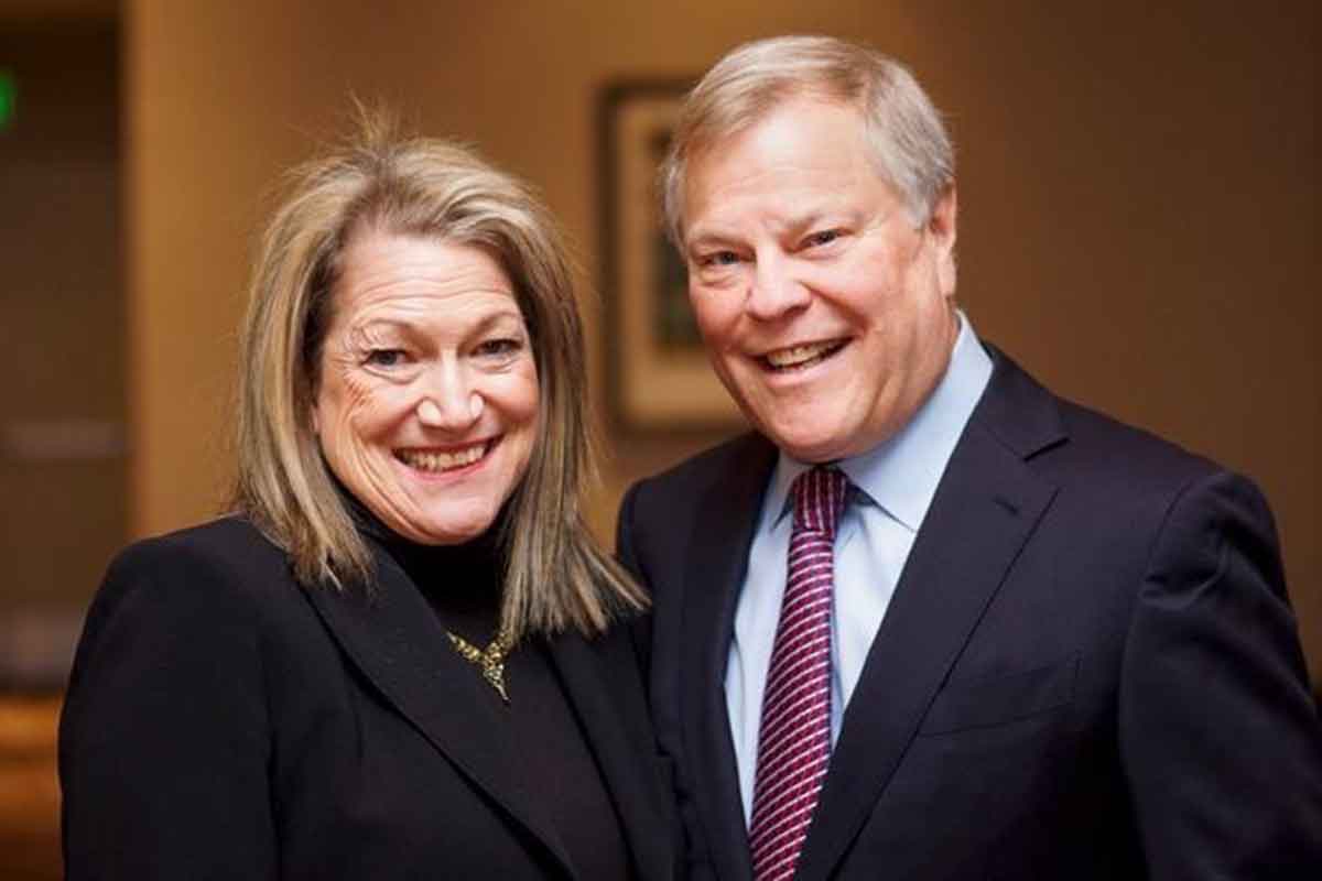 Gay and Barry Curtiss-Lusher