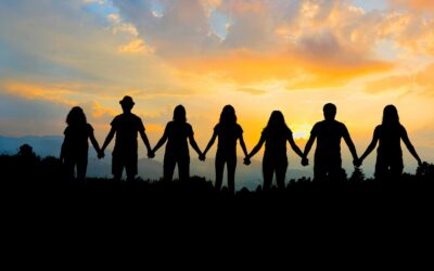 Shabbat Shalom: Many Hands Make Light Work