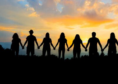 Shabbat Shalom: Many Hands Make Light Work