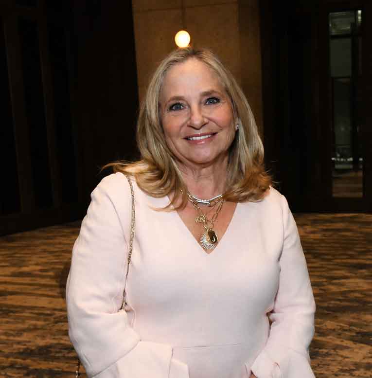 Julie Schlafer